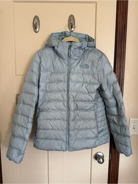 The North Face Women's Large Insulated Hooded Puffer Jacket